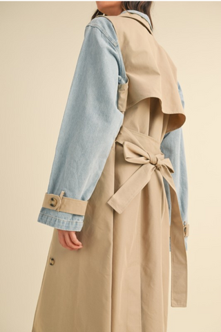 Layered Trenchcoat w. Denim Jacket